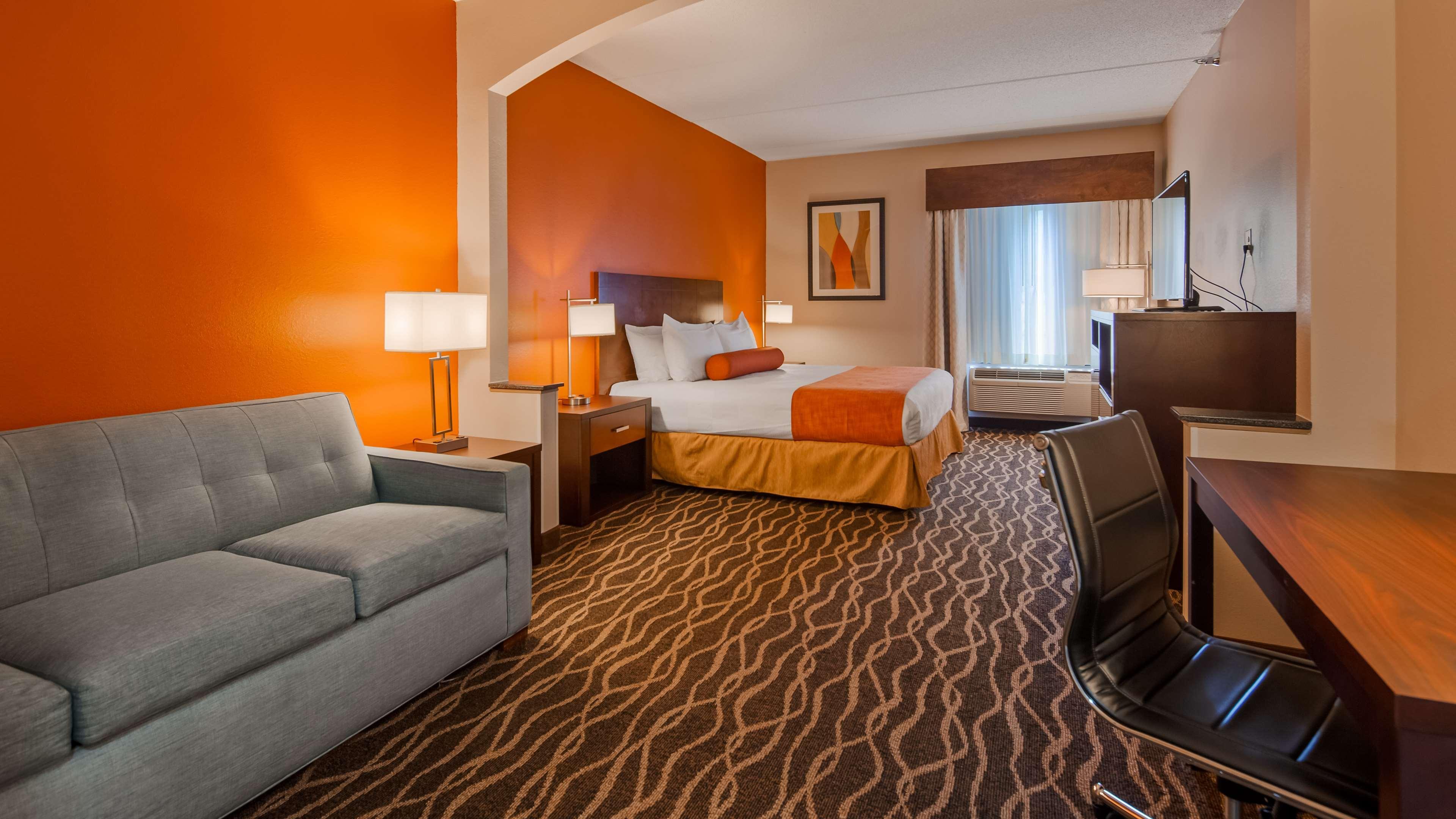 Best Western Plus Suites Greenville Exterior photo