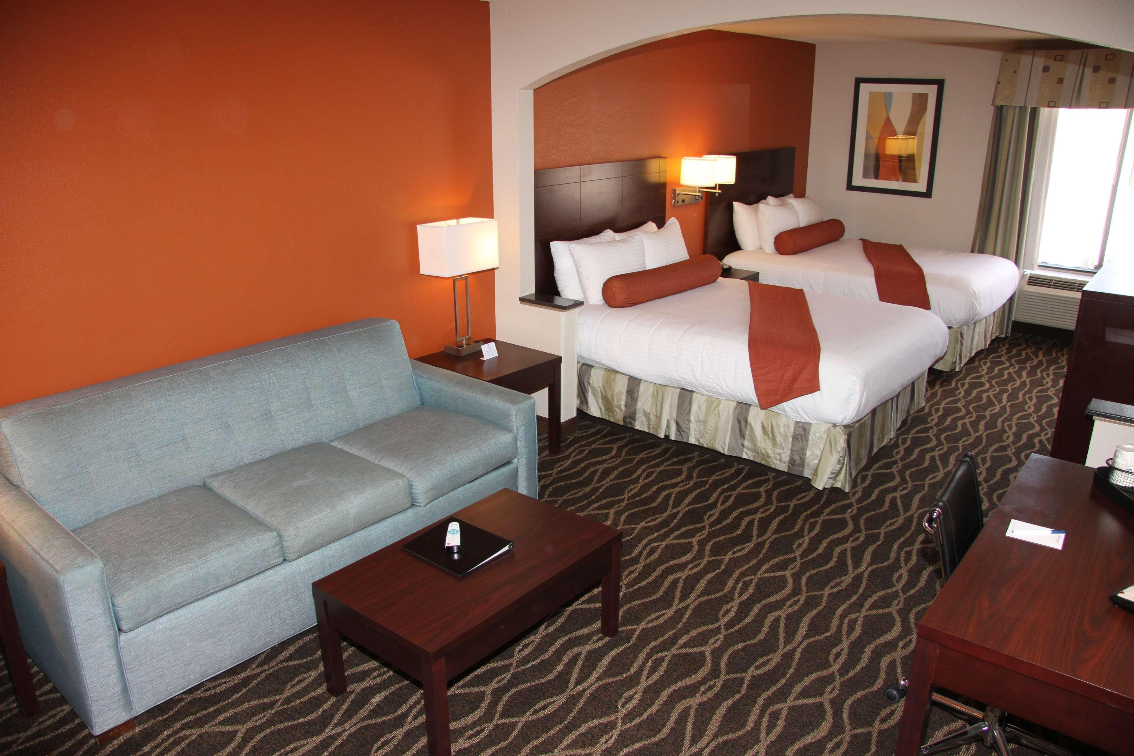 Best Western Plus Suites Greenville Exterior photo